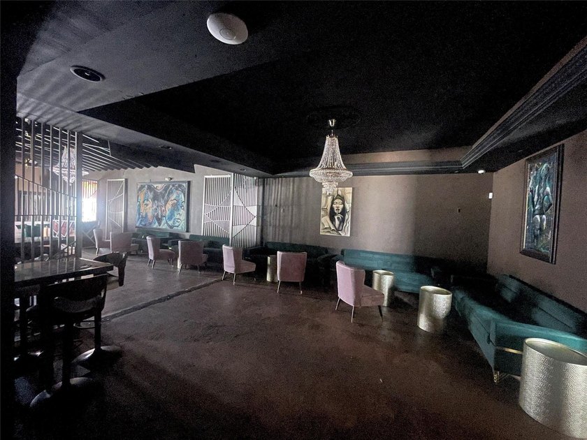 Las Olas exclusive. Welcome to Paradise. Invision your dream at - photo 10