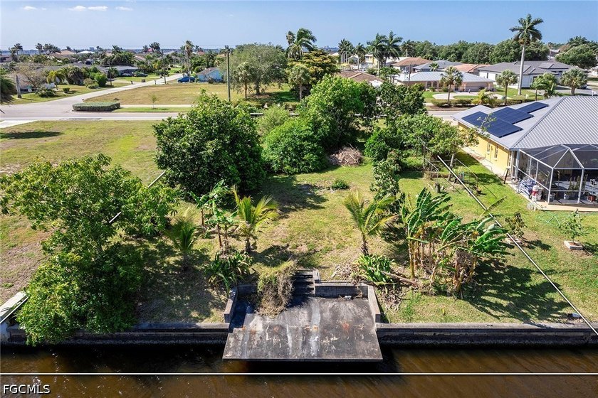 An outstanding opportunity to own a prime Gulf access homesite - photo 3