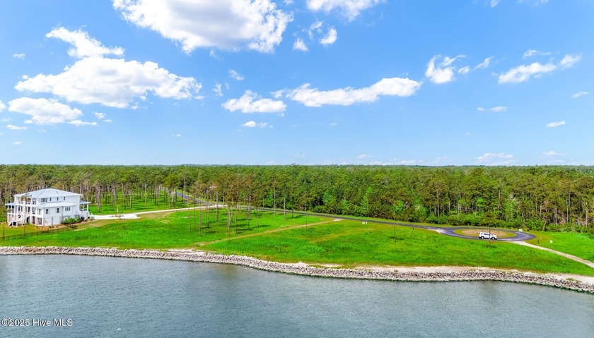 Nestled in River Dunes' most exclusive neighborhood, 770 - photo 2