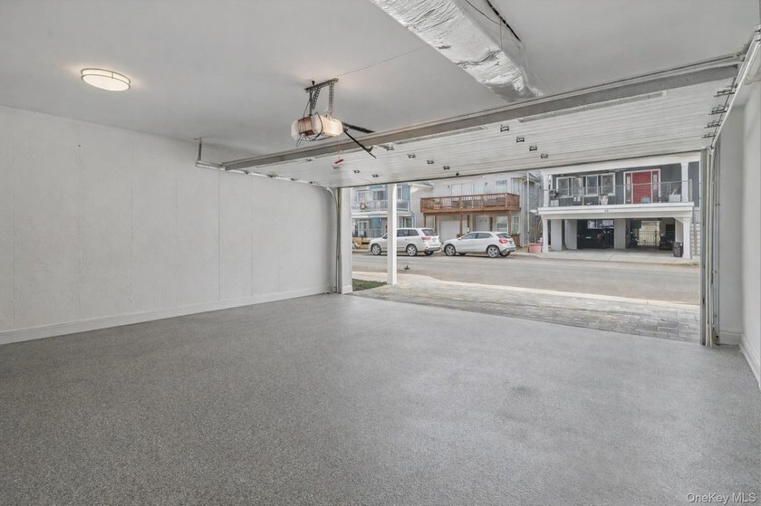 Set in the heart of the highly desirable West End, just 1,300 - photo 30