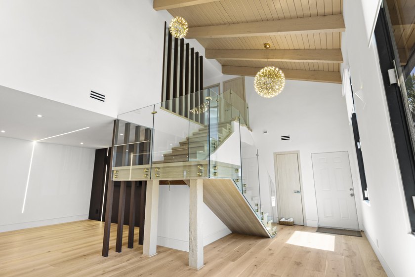 Coastal luxury meets modern perfection in this absolutely - photo 12