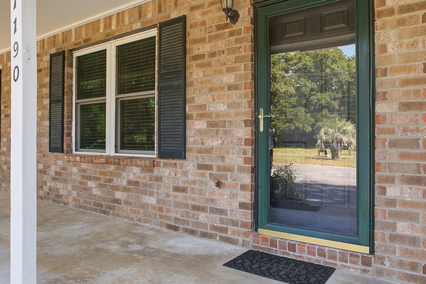 Welcome home to this charming 2-bedroom, 1.5- bath townhome in - photo 3