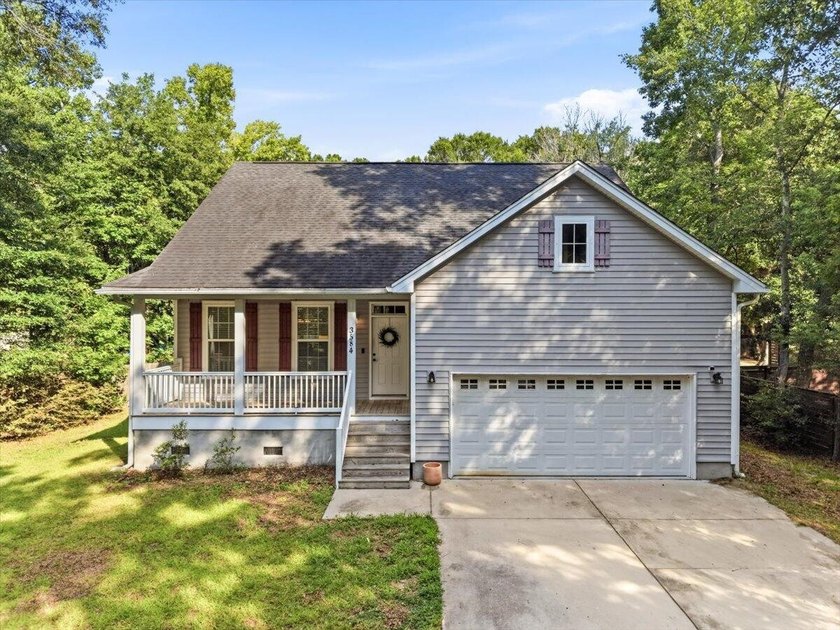 Welcome to 3584 Berryhill Road -- adorable 3-bedroom, 2.5-bath - photo 2