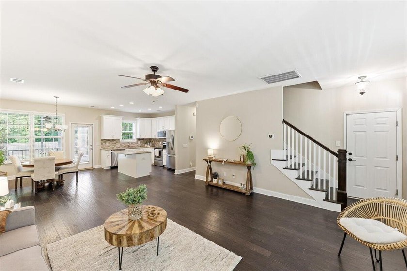 Welcome to 3584 Berryhill Road -- adorable 3-bedroom, 2.5-bath - photo 6