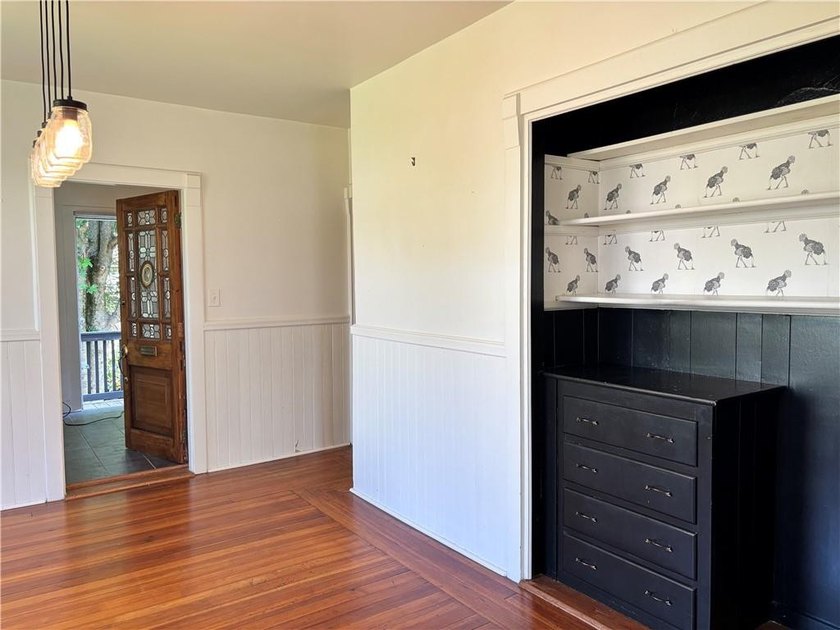 A true diamond in the rough, this classic Newport Dutch Colonial - photo 8