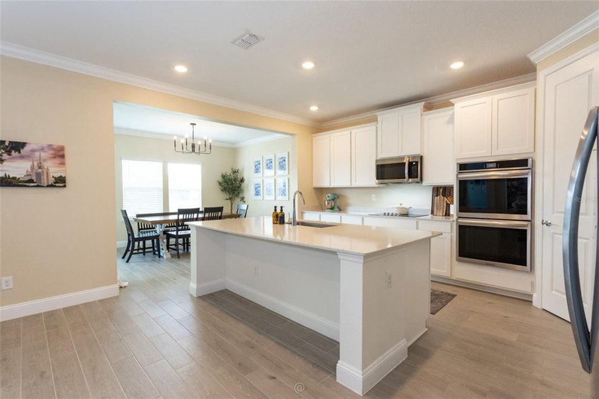 Looking for some space? You will love this modern home where the - photo 10