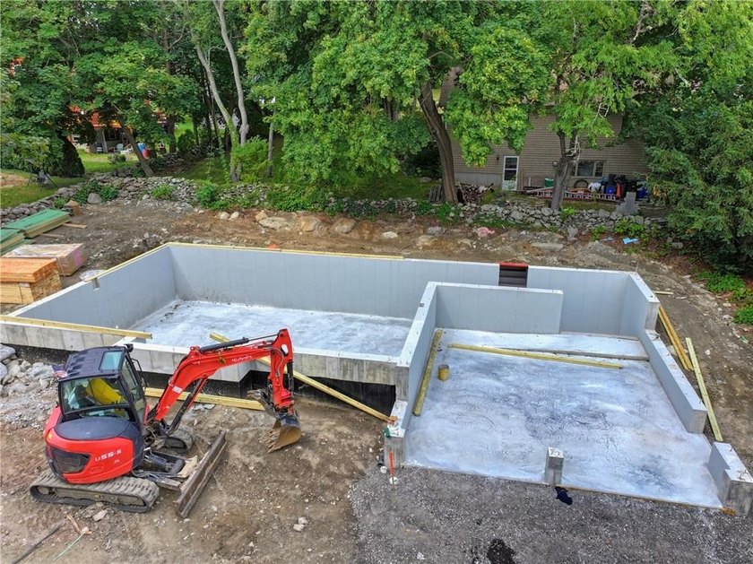 Welcome to the neighborhood's newest construction that offers - photo 9