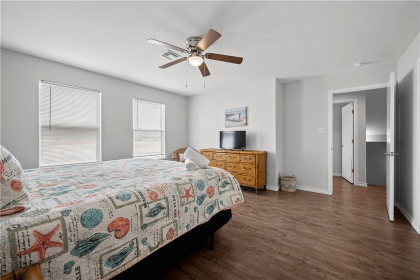 Turnkey Coastal Investment Steps From Beach - Exceptional - photo 16