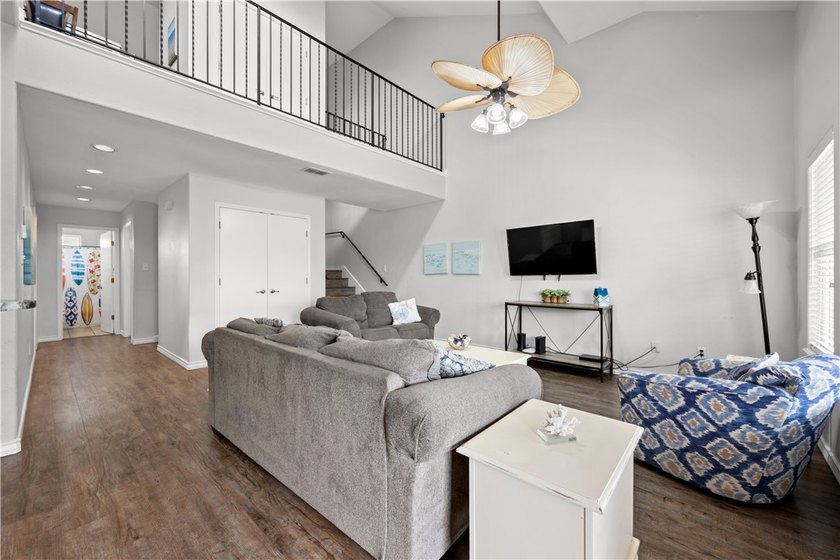 Turnkey Coastal Investment Steps From Beach - Exceptional - photo 24
