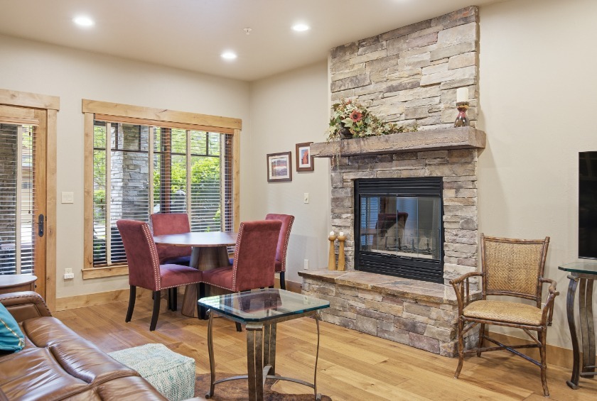 Enjoy the best of Flathead Lake living! - photo 35