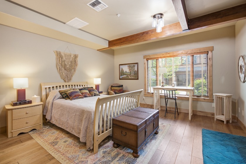 Enjoy the best of Flathead Lake living! - photo 38