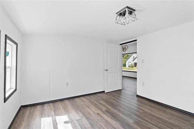 Don't miss this remodeled office building located in a - photo 11