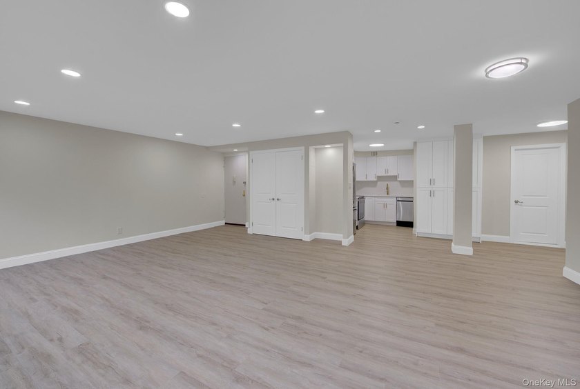 Move right into this updated 3-bedroom, Co-op in Le Havre in - photo 8