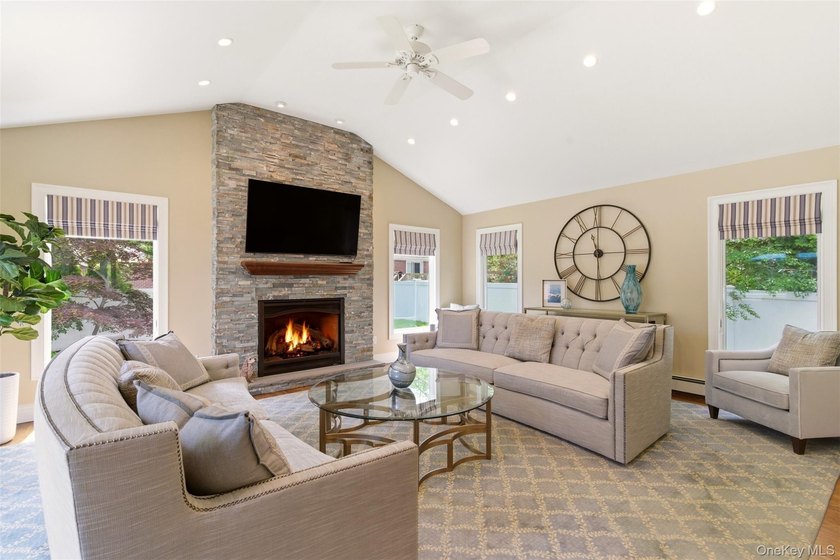 Beautifully Renovated Expanded Ranch Nested On A Quiet - photo 13