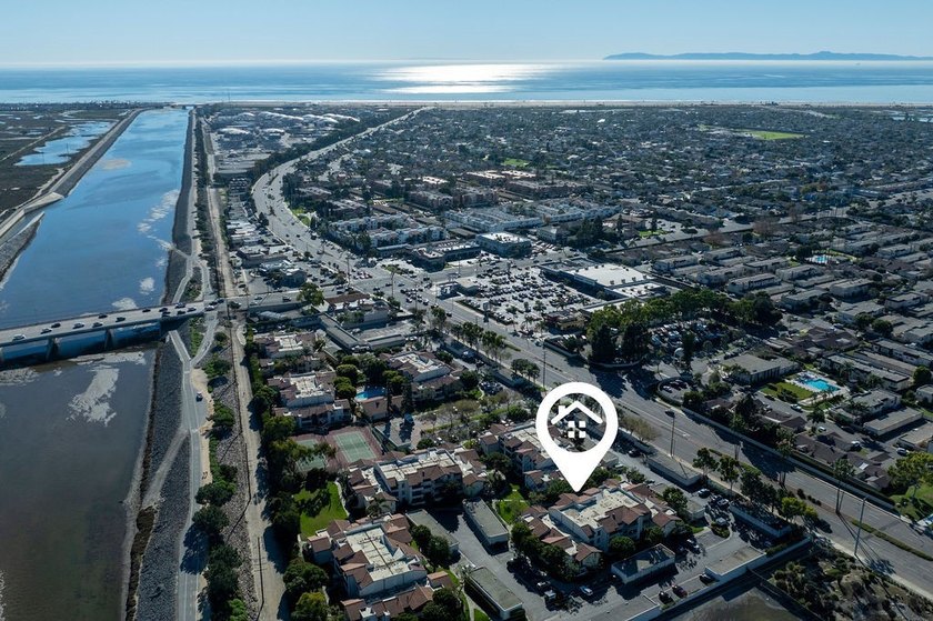 Welcome to Surf City living at its finest in the highly - photo 25