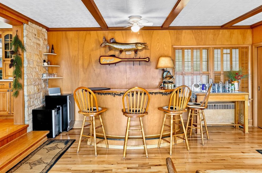 One-of-a-kind Northwoods home offering exceptional privacy on a - photo 10