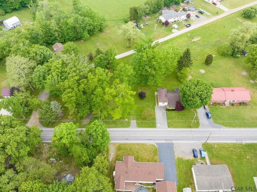 Welcome to 4611 Elton Road, a place where there's room to - photo 25