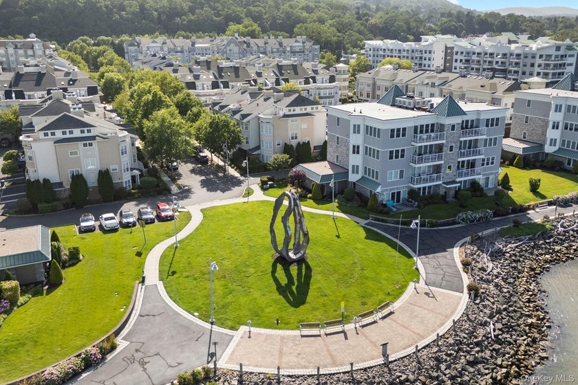 Welcome to resort-style living at The Harbors at Haverstraw! - photo 42
