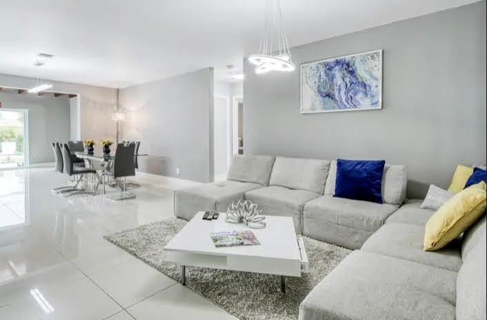 Step into this stunning, fully remodeled Hollywood Hills - photo 3