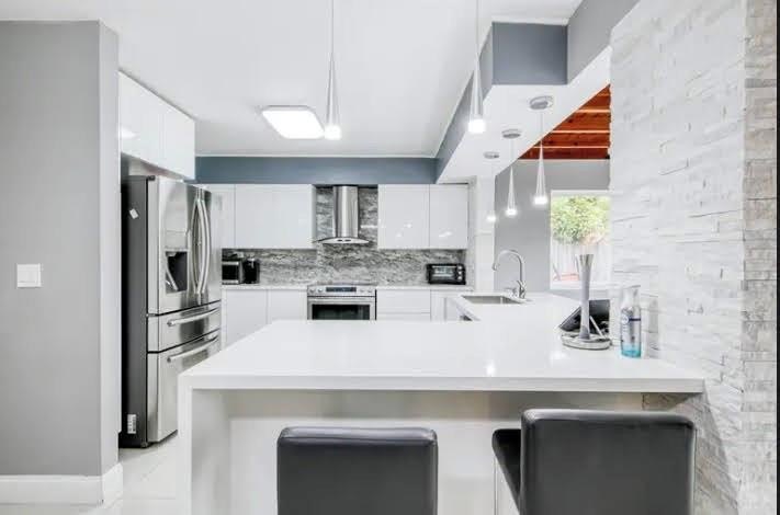 Step into this stunning, fully remodeled Hollywood Hills - photo 6