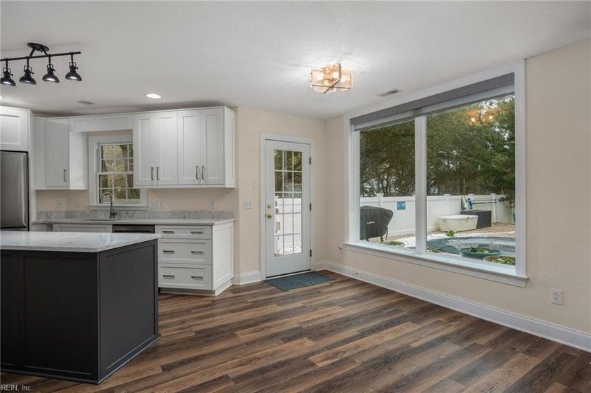 Exceptionally property located in The Currituck Club, offering - photo 9