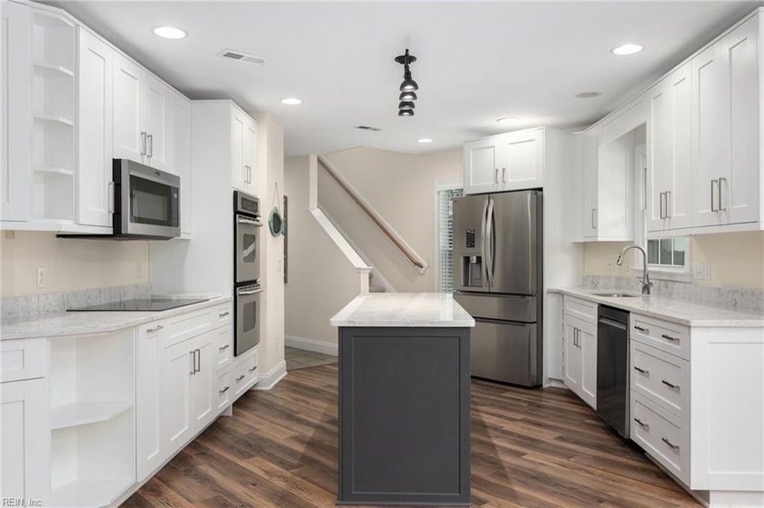 Exceptionally property located in The Currituck Club, offering - photo 10