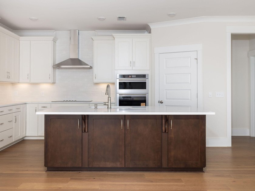 Perfect timing--there is only ONE move-in ready new home - photo 2