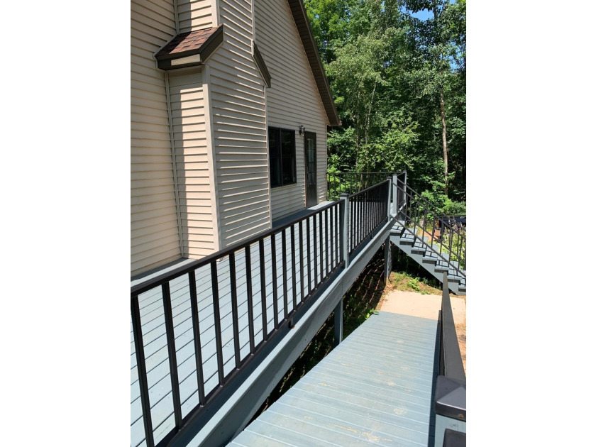 This 3 bedroom, 2 bath home is located in a parklike setting on - photo 4