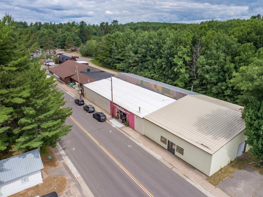 Lakeland Lumber &amp; Hardware - Great opportunity to be your own - photo 2