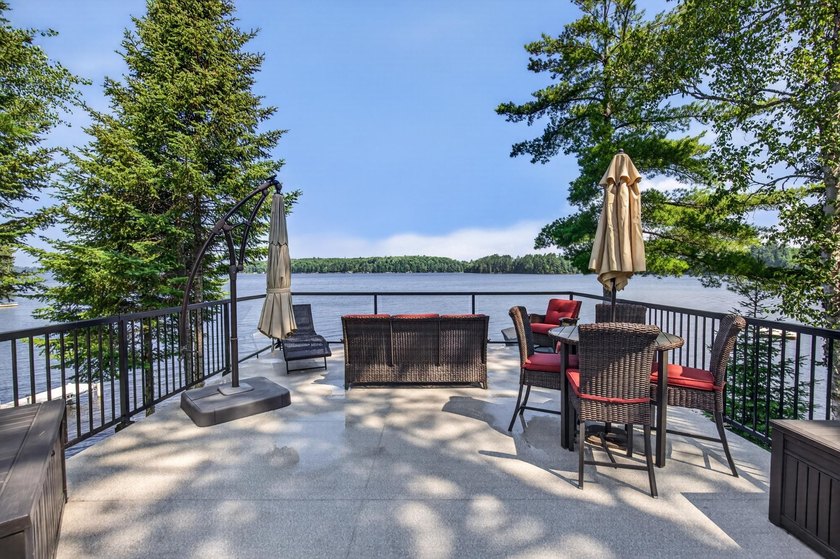 Northwoods Oasis!! Set on 2.7 acres with 270 feet of pristine - photo 6