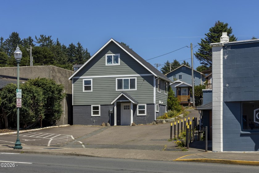 Investment opportunity featuring two contiguous commercially - photo 11
