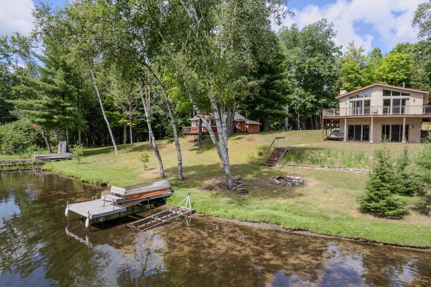 Welcome to the pristine shores of Birch Lake! Home and guest - photo 4