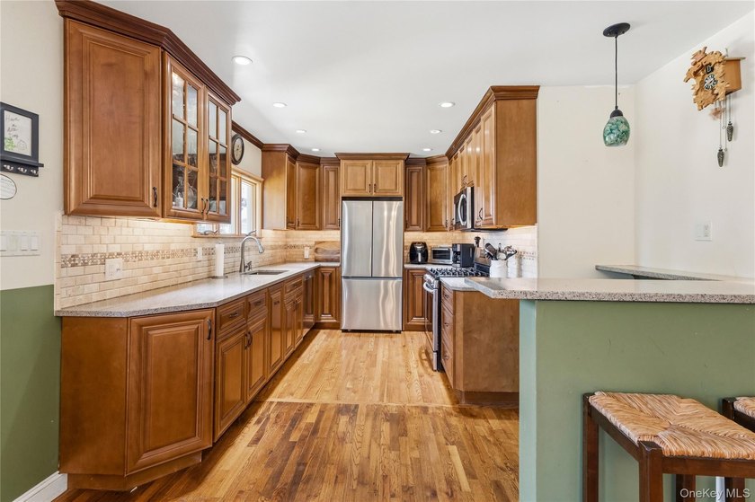 Welcome to 116 Spruce Street in the heart of Massapequa Park - photo 5