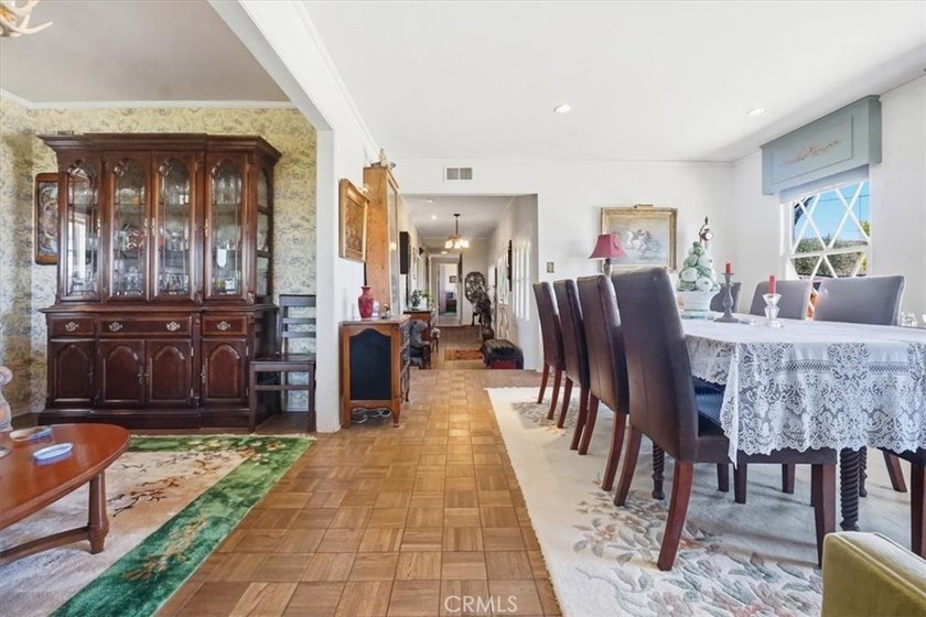 Discover Exceptional Living at 41 Hitching Post Drive: Priced - photo 17