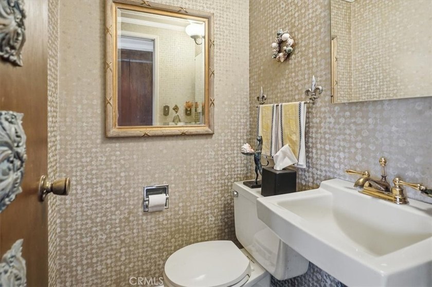 Discover Exceptional Living at 41 Hitching Post Drive: Priced - photo 33