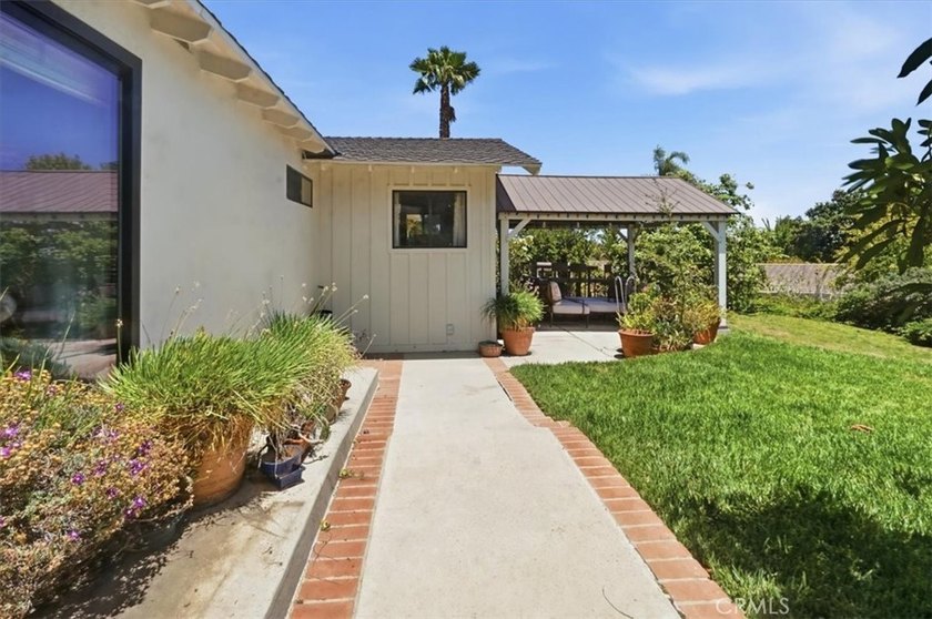 Discover Exceptional Living at 41 Hitching Post Drive: Priced - photo 35