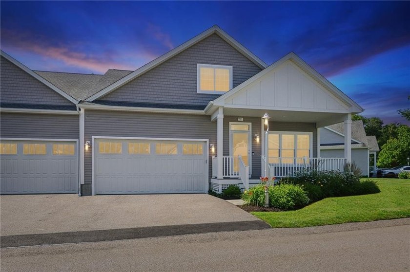 Welcome to Wickford Woods, a highly sought-after 55+ condominium - photo 2