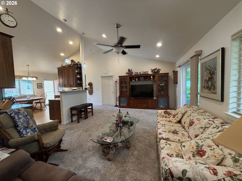 Built in 2018, this beautifully maintained custom home offers 1 - photo 16