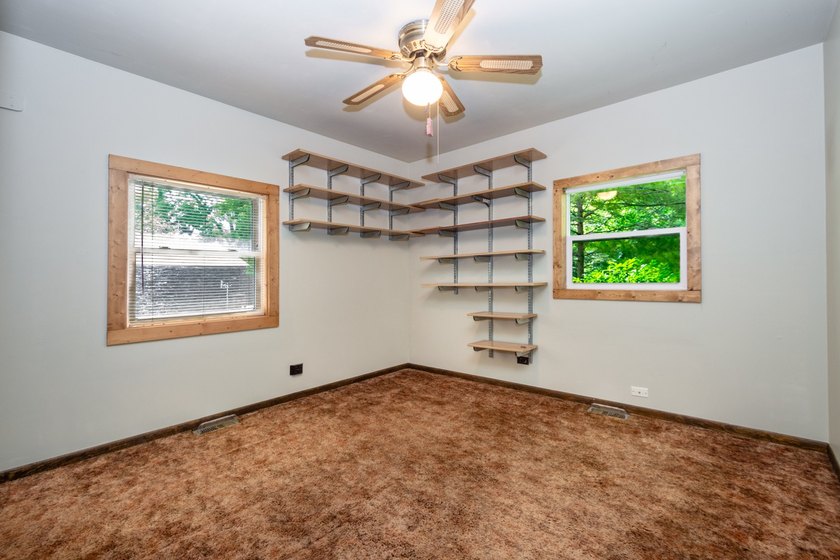 Looking for a beautiful and serene location overlooking nature - photo 21