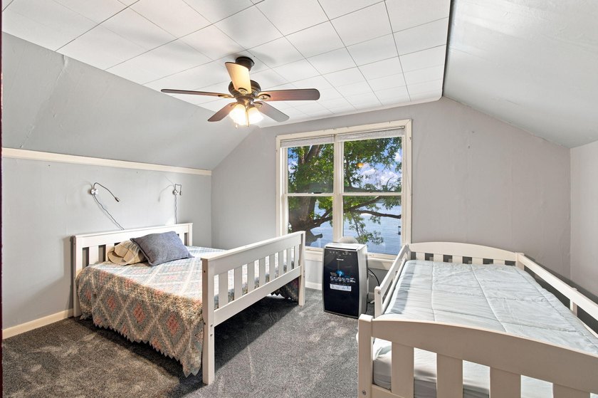 YOUR OWN LAKEFRONT SANCTUARY! Offering a much sought after - photo 23