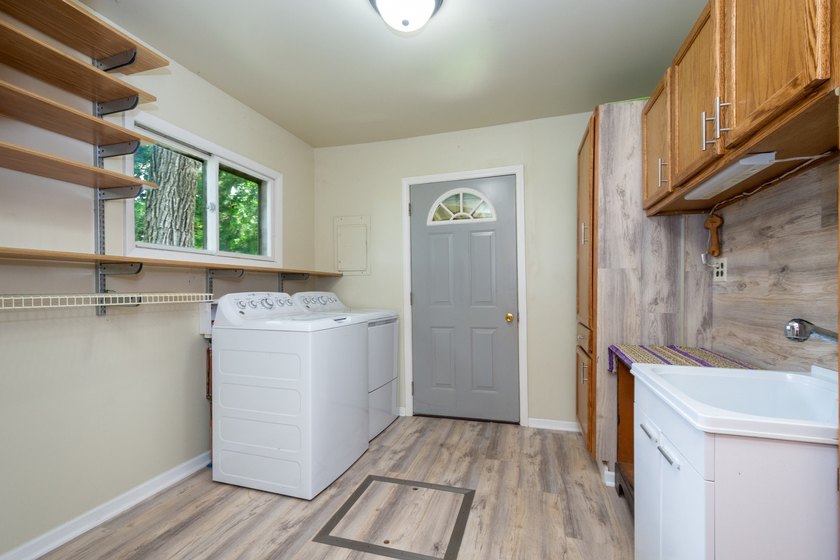 Looking for a beautiful and serene location overlooking nature - photo 24