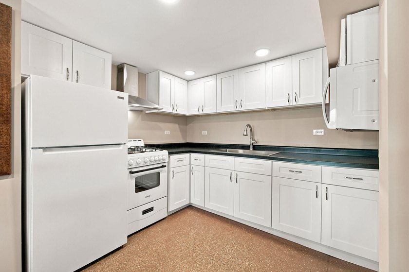 YOUR OWN LAKEFRONT SANCTUARY! Offering a much sought after - photo 34