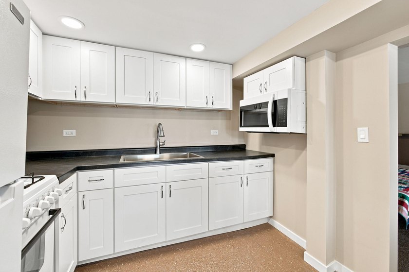 YOUR OWN LAKEFRONT SANCTUARY! Offering a much sought after - photo 35