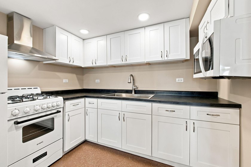 YOUR OWN LAKEFRONT SANCTUARY! Offering a much sought after - photo 36