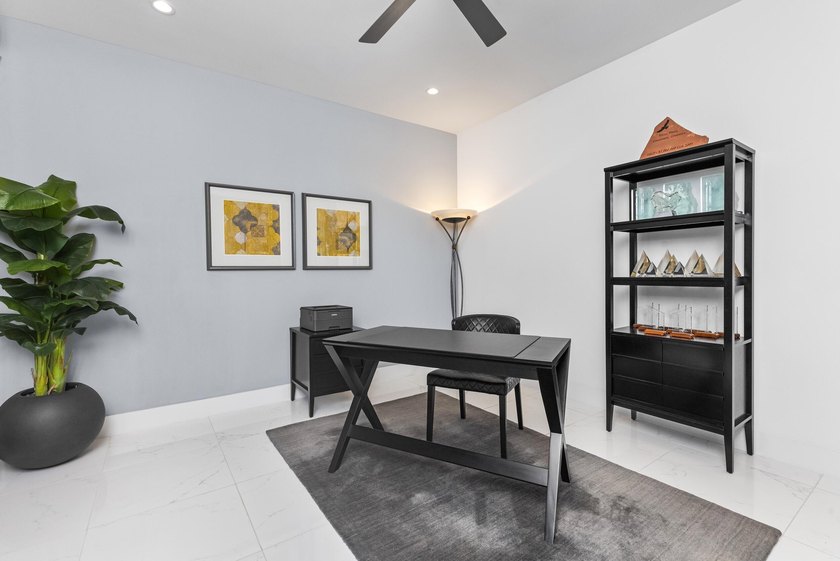 Welcome to Moderne Boca Raton, where contemporary architecture - photo 4