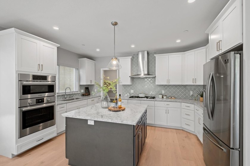 *6-year-new updated single-family home with foothill views - photo 11