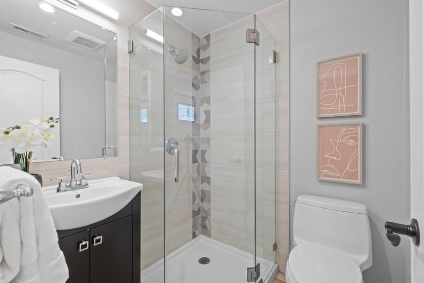 *6-year-new updated single-family home with foothill views - photo 14