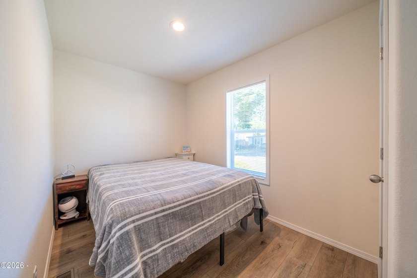 Discover your own coastal getaway in the heart of Lincoln City! - photo 16