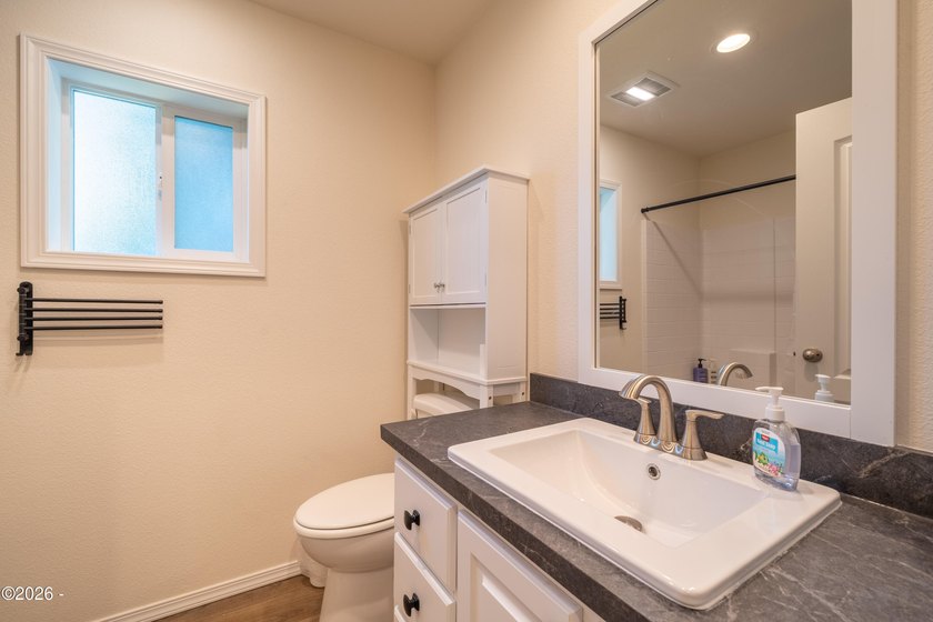 Discover your own coastal getaway in the heart of Lincoln City! - photo 20