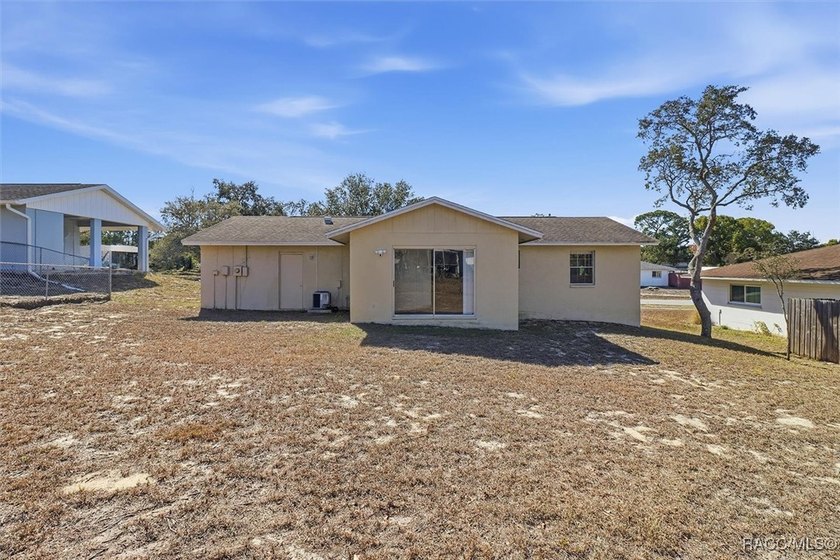 * Short Sale * This inviting 2-bedroom, 1.5-bath home is a - photo 31